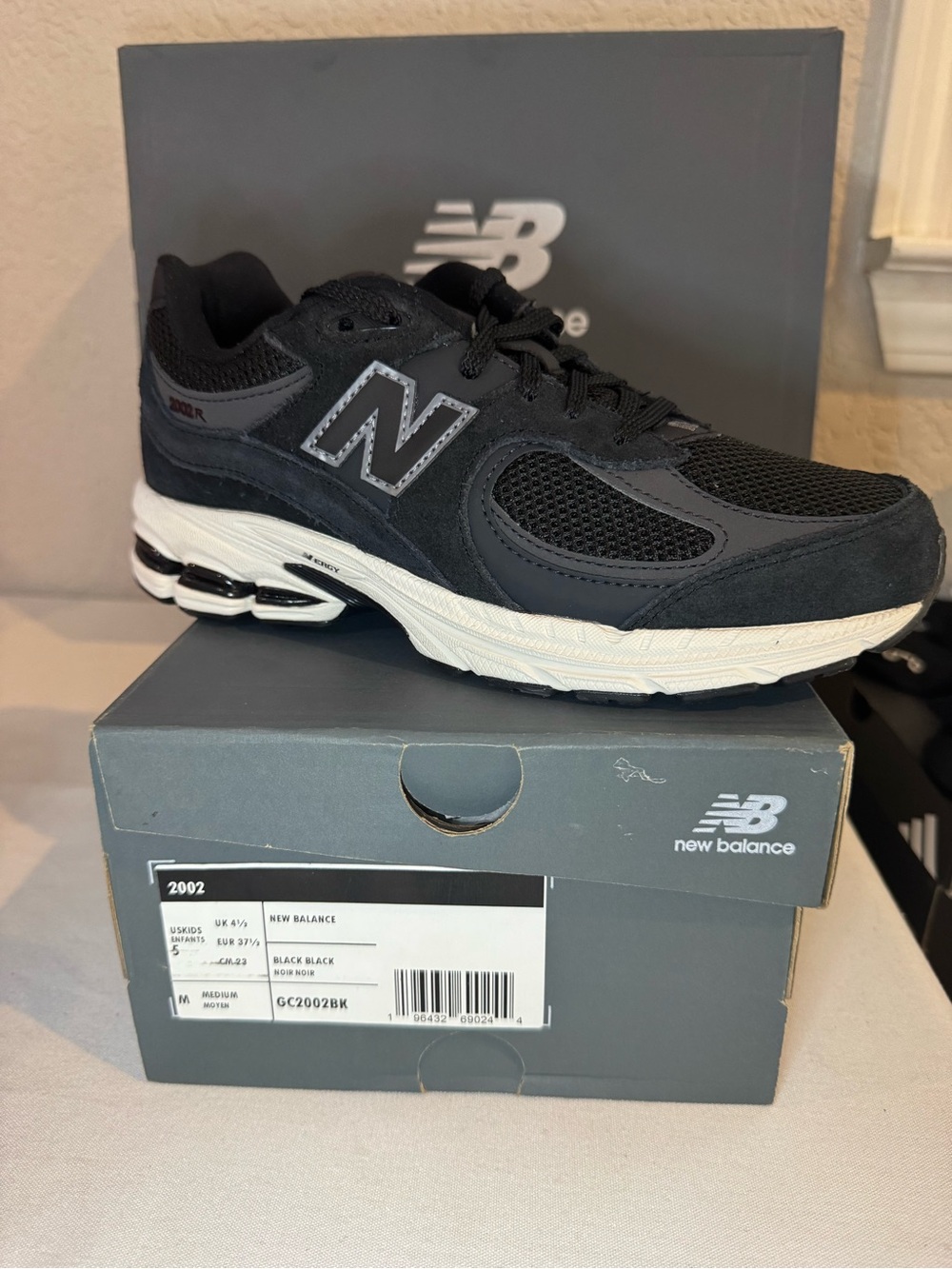 New Balance Black Athletic Running Shoes